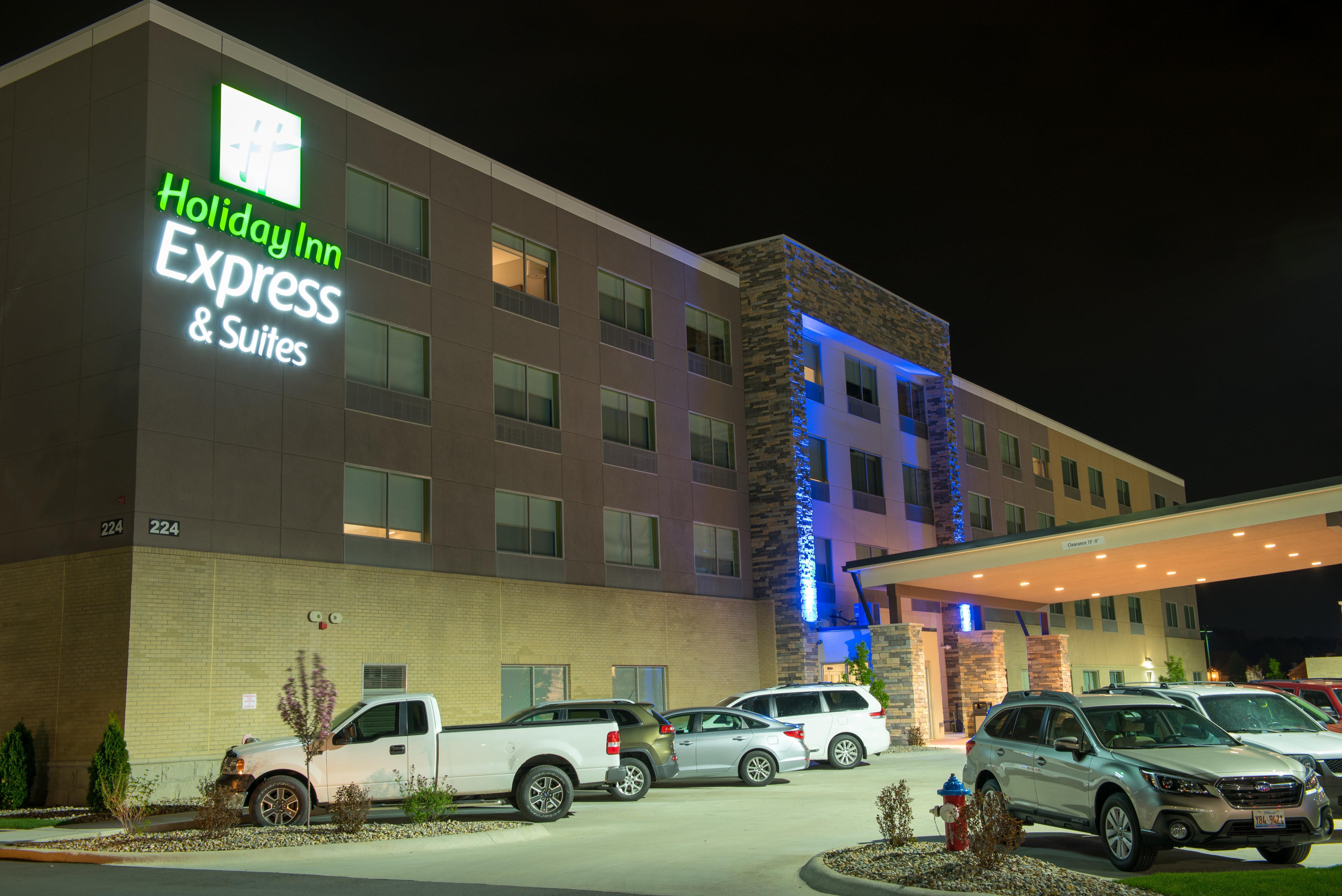 Holiday Inn Express & Suites - Orland Park Mokena By Ihg Εξωτερικό φωτογραφία