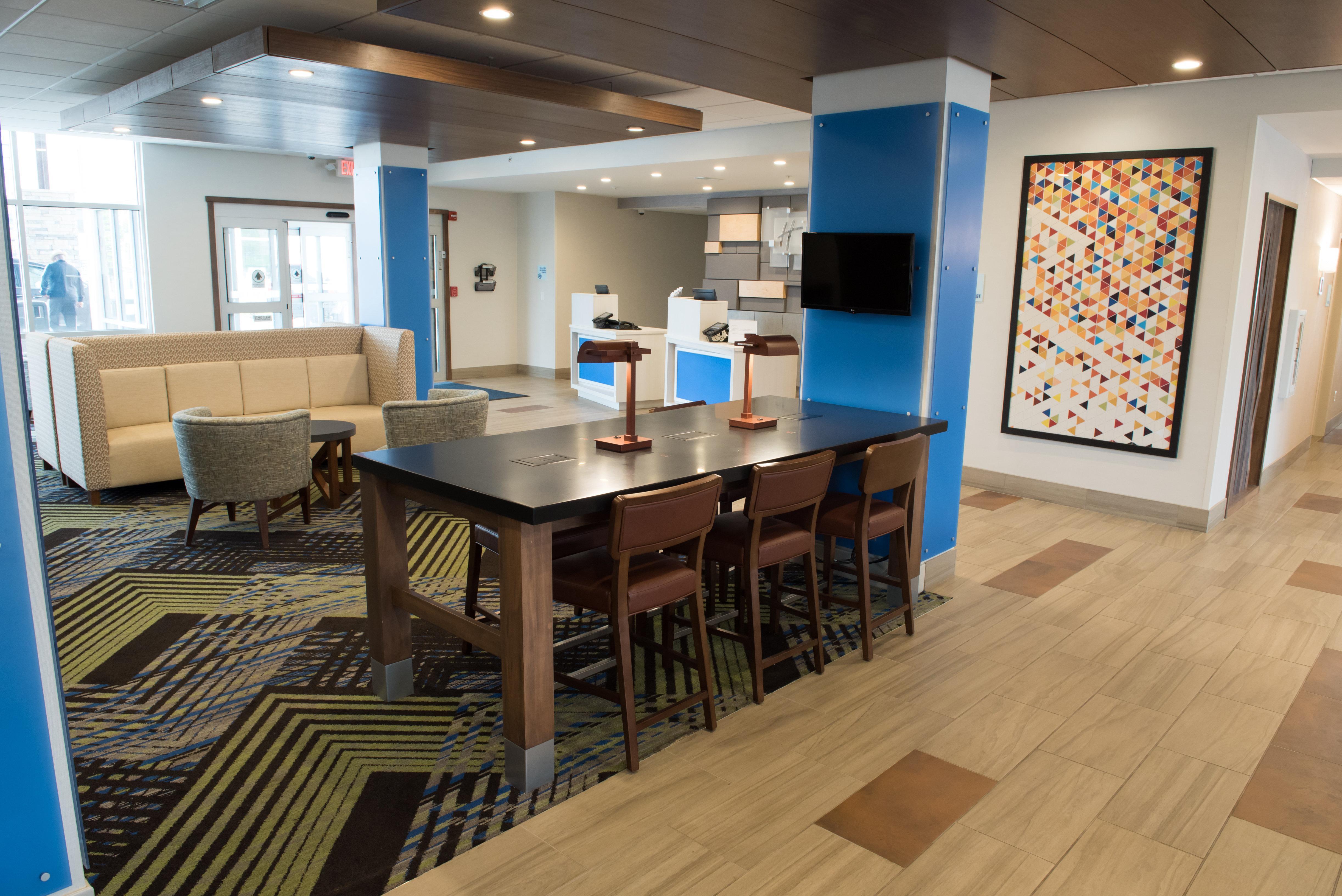 Holiday Inn Express & Suites - Orland Park Mokena By Ihg Εξωτερικό φωτογραφία